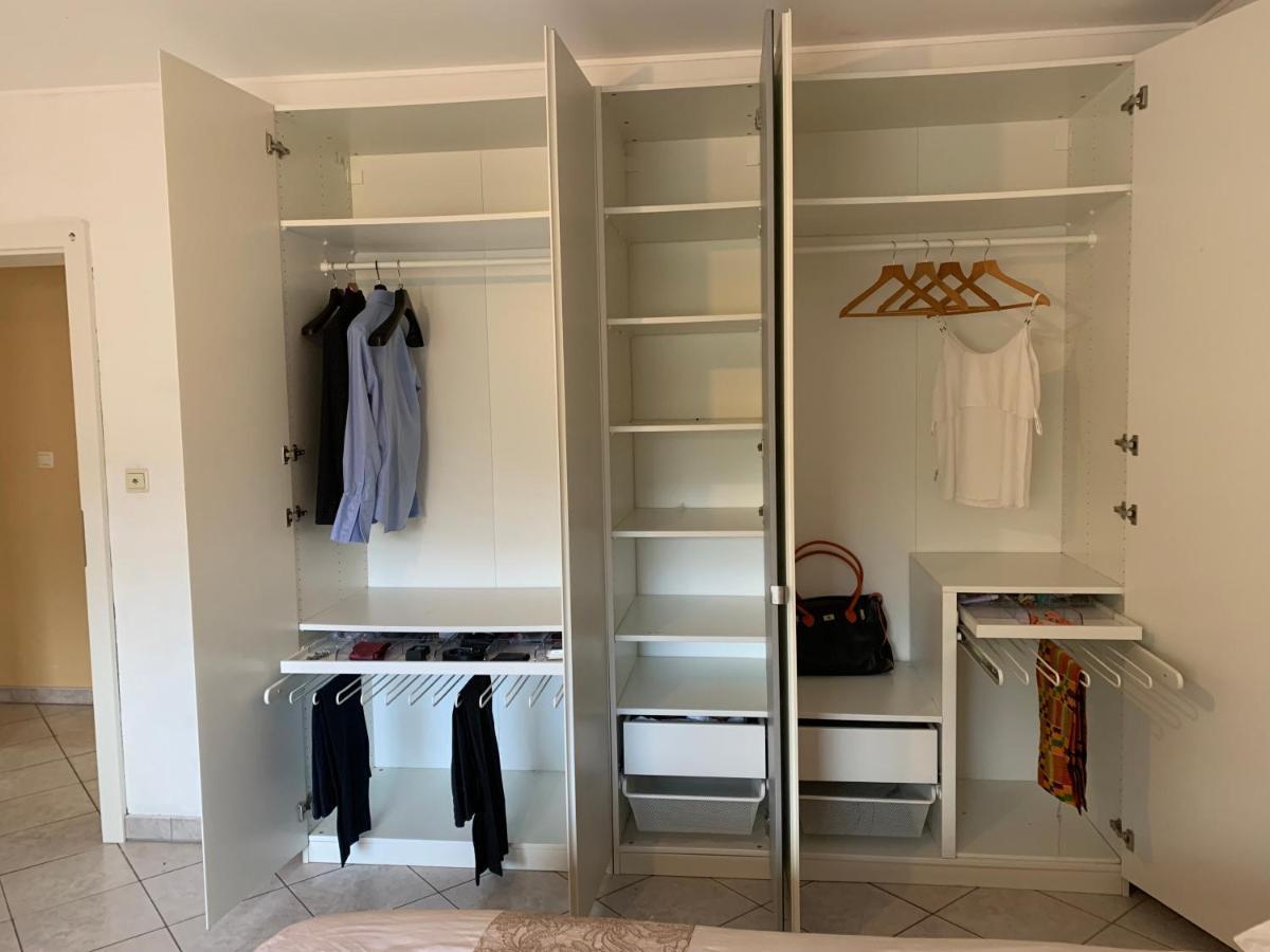Large Room In Schuttrange Free Parking 10Mins To Airport Excellent Customer Services Exteriör bild